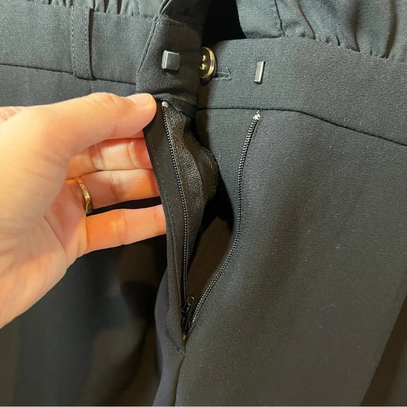 Jennifer Lopez Womens Black Jumpsuit‎ Romper VNeck Dress Short 2 Chiffon Pleated - Picture 8 of 17